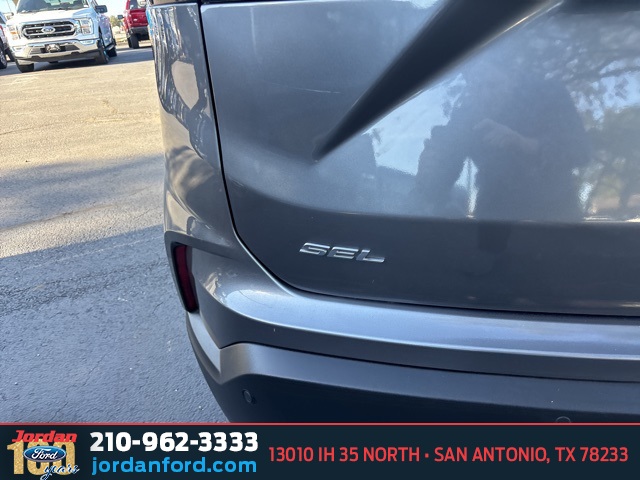 Used Car 2022 Ford Edge  For Sale Under $25,000 In San Antonio, Texas