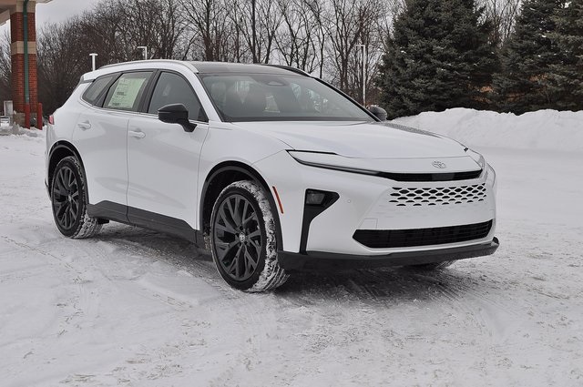 2026 Toyota Crown Signia Limited AWD