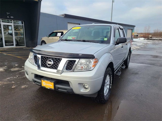 2017 Nissan Frontier SV V6 Crew Cab 4WD