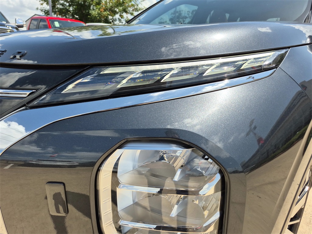 2025 Mitsubishi Outlander SEL Gray at Baytown Hyundai
