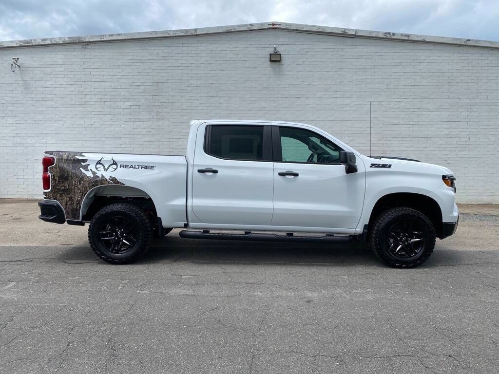 2025 Chevrolet Silverado 1500 Custom Trail Boss 