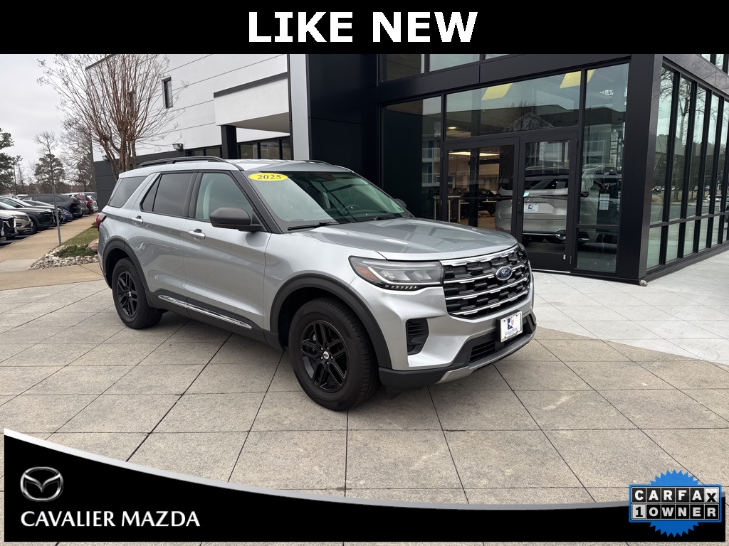 2025 Ford Explorer Active AWD