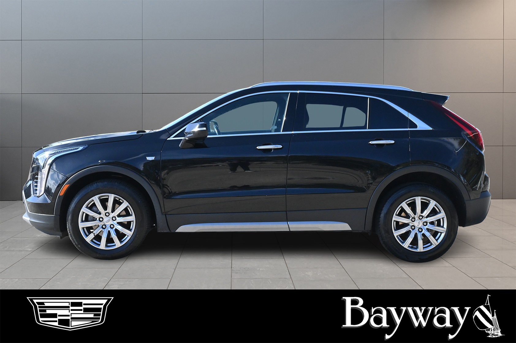 2023 Cadillac XT4 Premium Luxury - 3