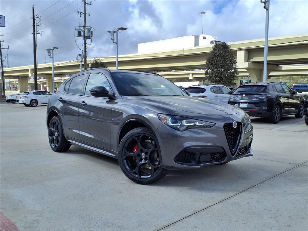 2026 Alfa Romeo Stelvio AWD