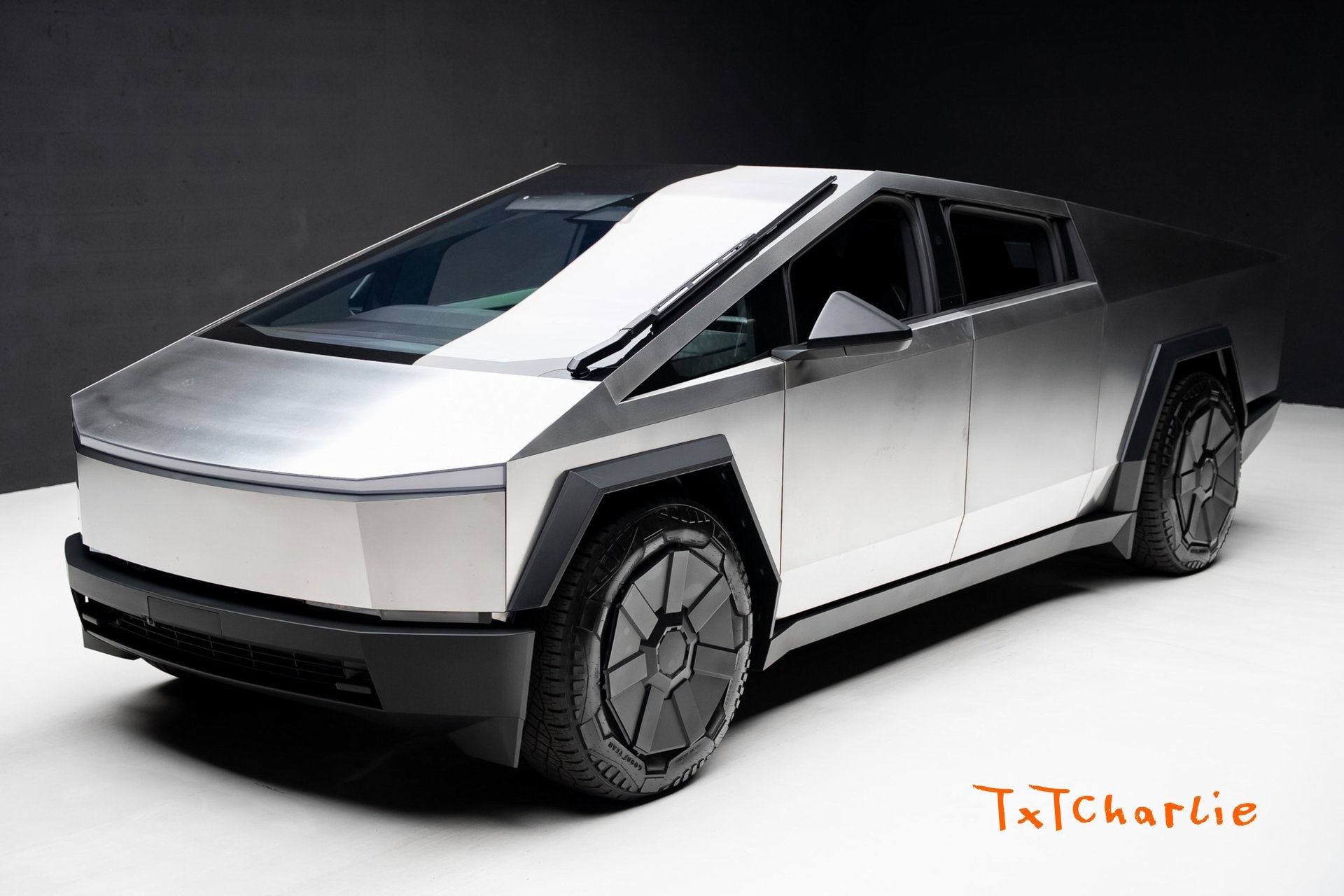 2025 Tesla Cybertruck Cyberbeast Crew Cab AWD