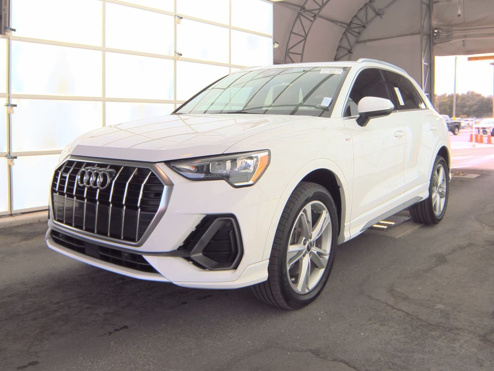2021 Audi Q3 Premium's photo
