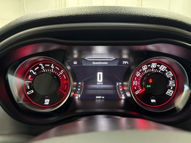 2022 Dodge Challenger R/T photo 11