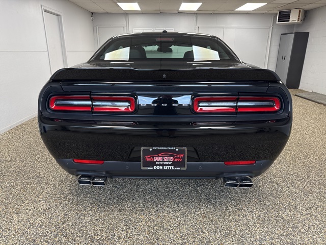 2022 Dodge Challenger R/T photo 5