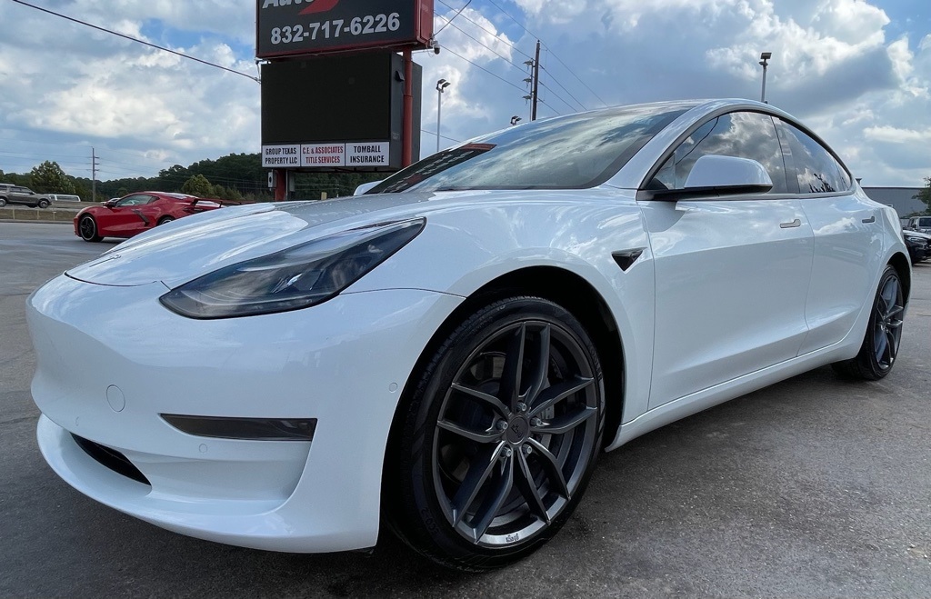 2022 Tesla Model 3 Base White at Ultimate Motorsports