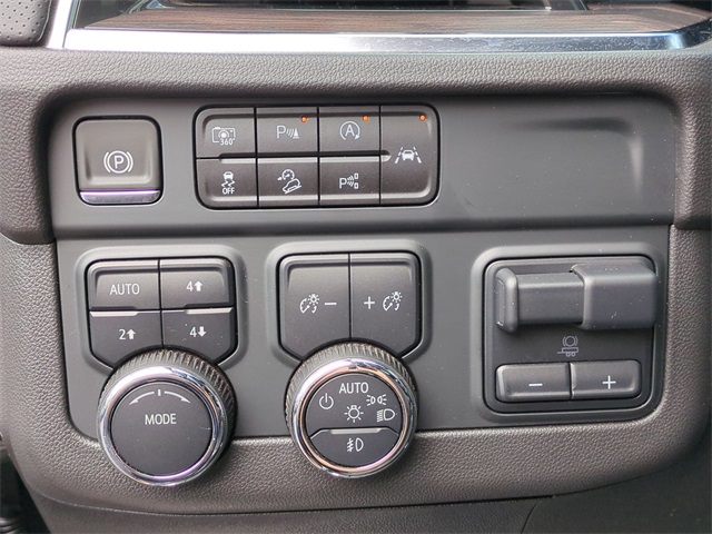 2025 Chevrolet Suburban Premier for sale at PATRIOT CHEVROLET OF LIMERICK