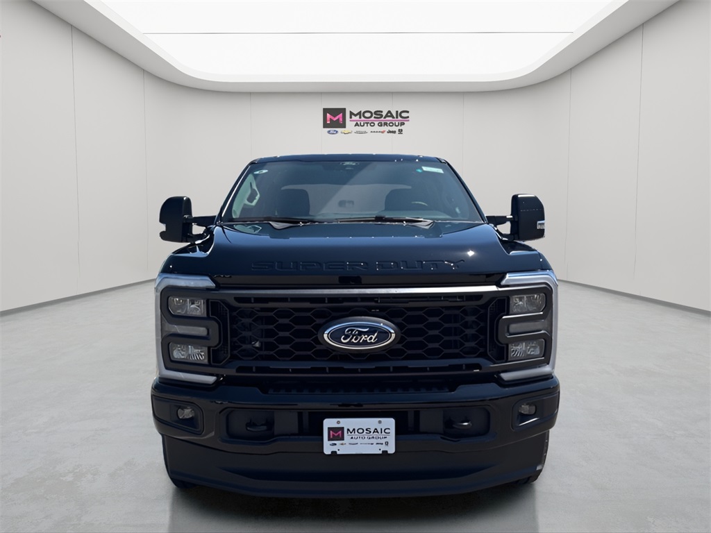 2025 Ford F-350SD