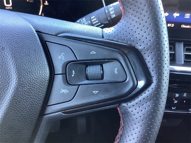 Used Car 2025 Chevrolet Trax  2rs For Sale Under $25,000 In San Antonio, Texas