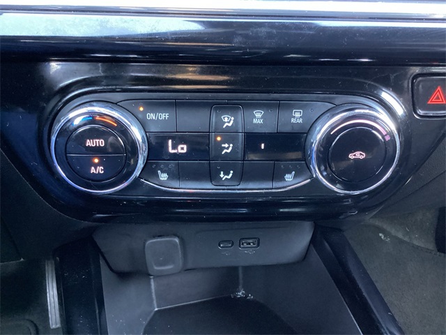 Used Car 2025 Chevrolet Trax  2rs For Sale Under $25,000 In San Antonio, Texas