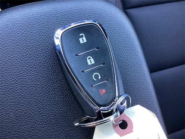 Used Car 2025 Chevrolet Trax  2rs For Sale Under $25,000 In San Antonio, Texas