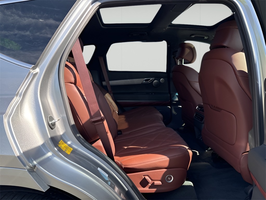 2025 Genesis GV80