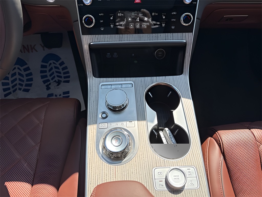 2025 Genesis GV80