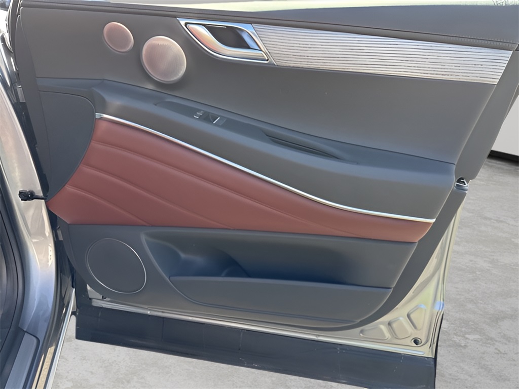 2025 Genesis GV80