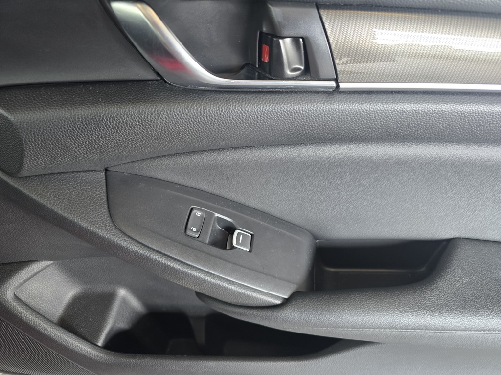 Thumbnail: 2021 Honda Accord - 15