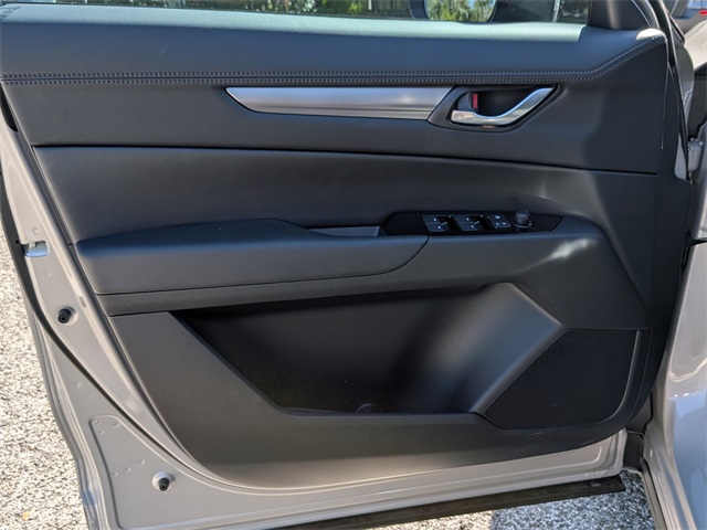 2025 Mazda CX-5 2.5 S Preferred Package - 9