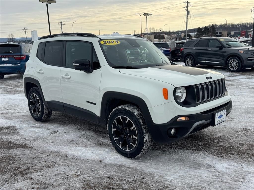 2023 Jeep Renegade Latitude 4WD