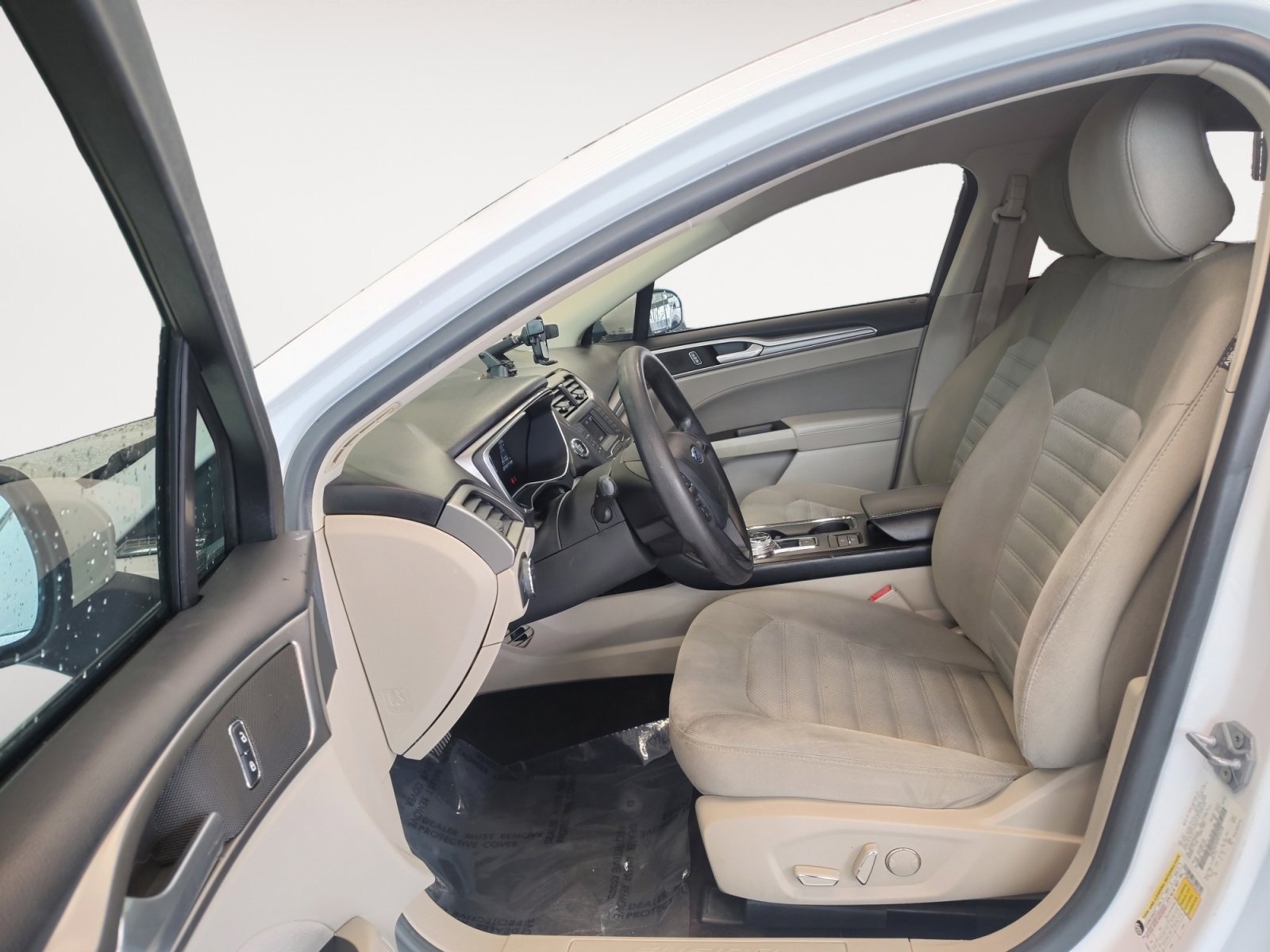 Used Car 2017 Ford Fusion Hybrid  Se For Sale Under $10,000 In San Antonio, Texas