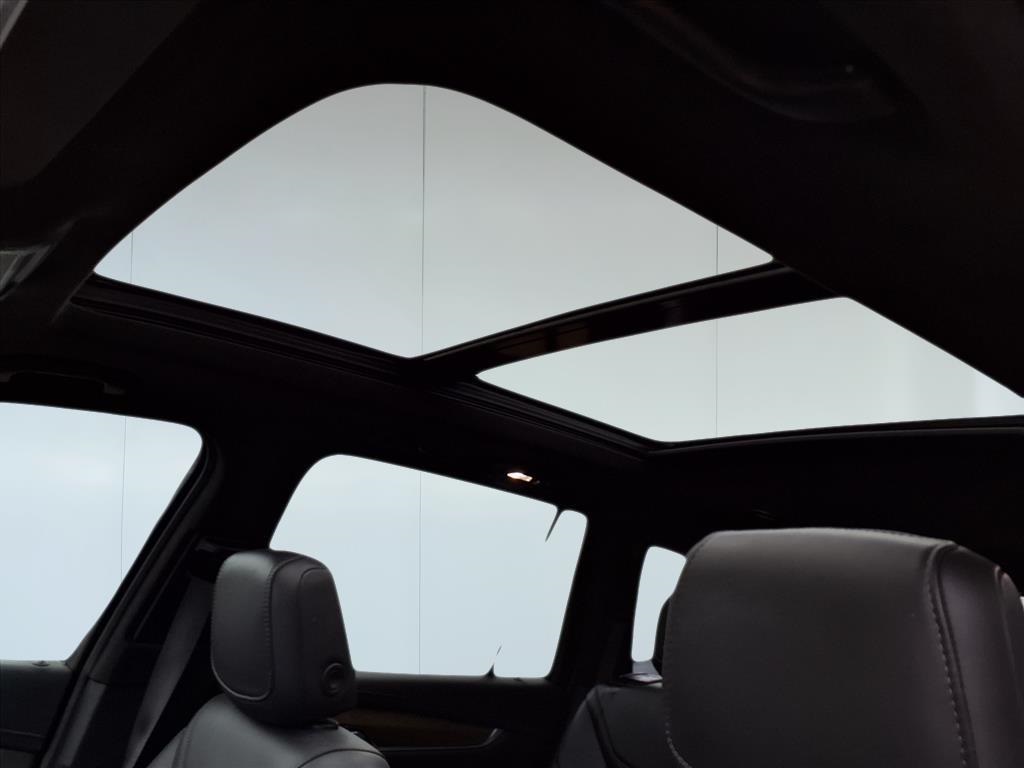 2022 Cadillac XT6 Premium Luxury Black at Tom Peacock Cadillac