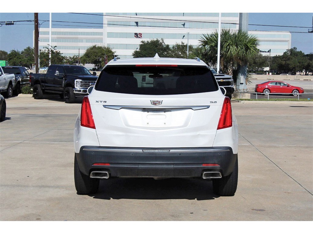 2019 Cadillac XT5 Base White at Bayway Cadillac of The Woodlands