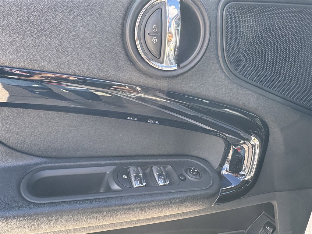 2022 MINI Cooper Countryman Oxford Edition - 10