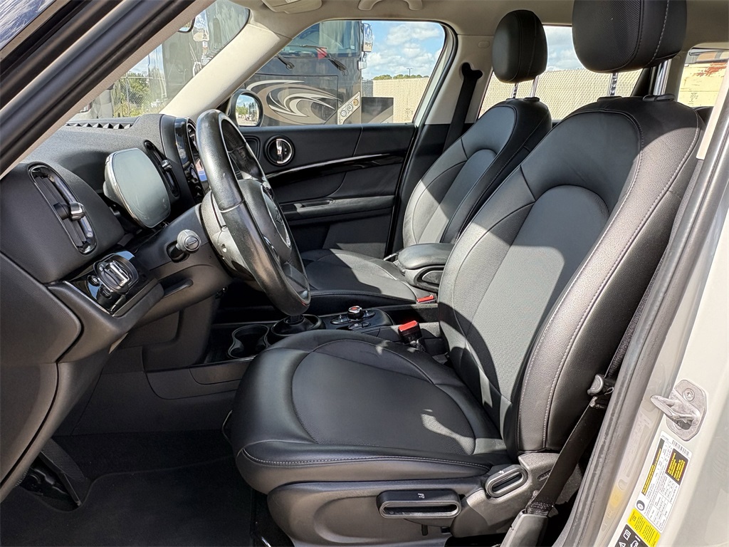 2022 MINI Cooper Countryman Oxford Edition - 11