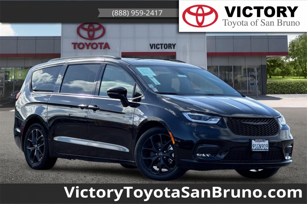 2025 Chrysler Pacifica Limited FWD