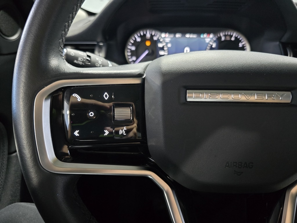 Thumbnail: 2023 Land Rover Discovery Sport - 16
