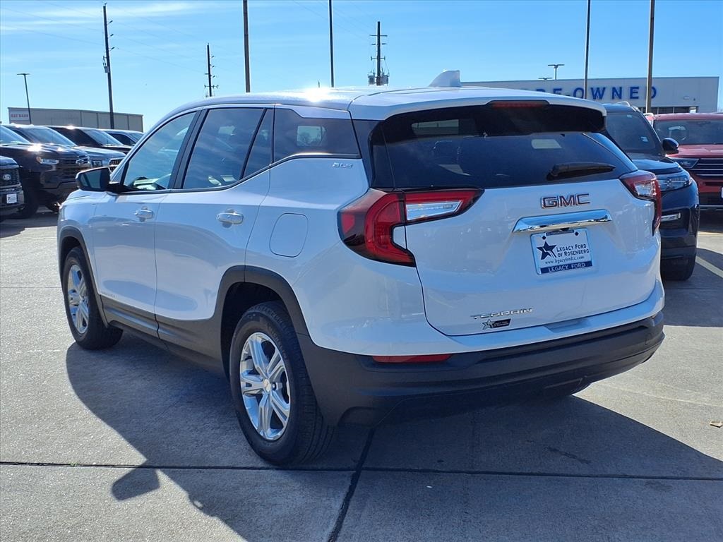 2024 GMC Terrain SLE White at Big Star Buick GMC