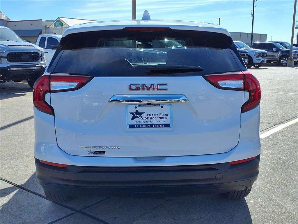 2024 GMC Terrain SLE White at Big Star Buick GMC