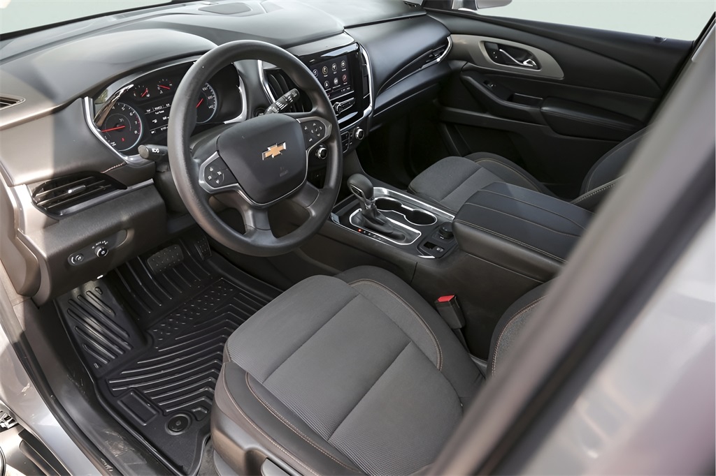 Used Car 2021 Chevrolet Traverse  Ls For Sale Under $20,000 In Austin, Texas