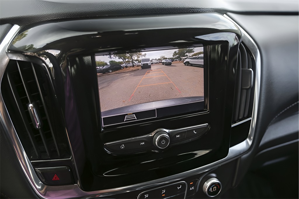 Used Car 2021 Chevrolet Traverse  Ls For Sale Under $20,000 In Austin, Texas