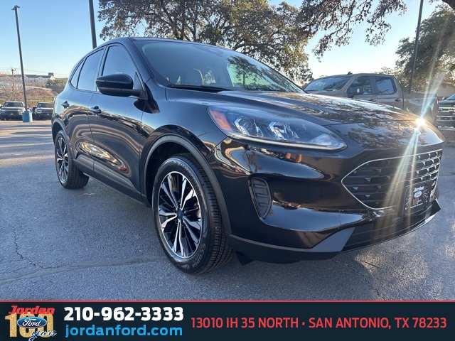 Used Car 2022 Ford Escape  Se For Sale Under $20,000 In San Antonio, Texas