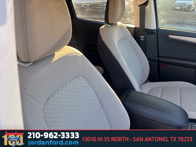 Used Car 2022 Ford Escape  Se For Sale Under $20,000 In San Antonio, Texas