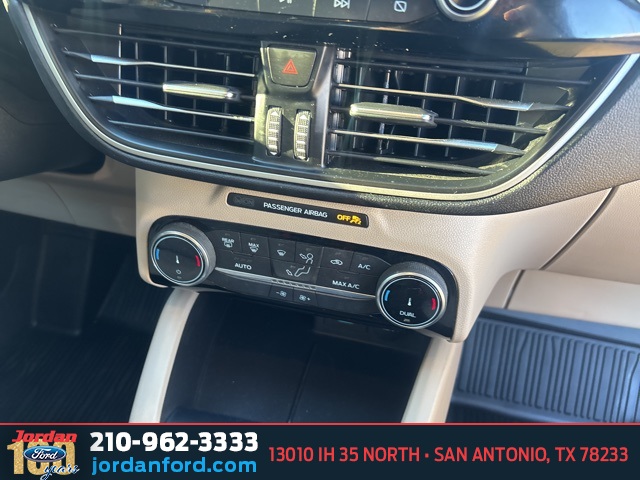 Used Car 2022 Ford Escape  Se For Sale Under $20,000 In San Antonio, Texas