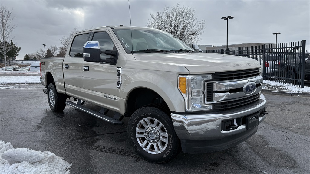 2017 Ford F-250 Super Duty XLT Crew Cab 4WD