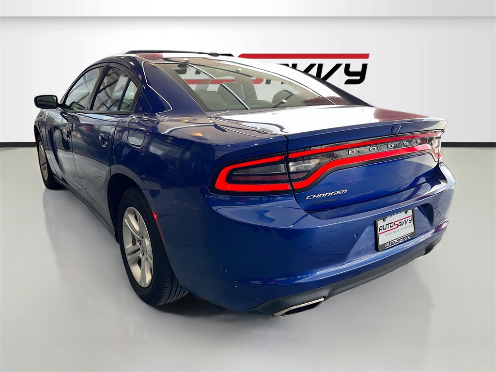 2022 Dodge Charger SXT - 4