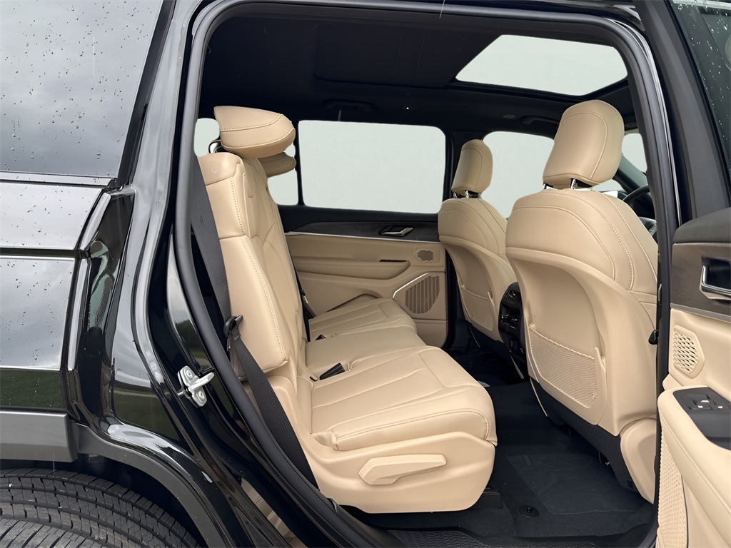 2025 Jeep Grand Cherokee L