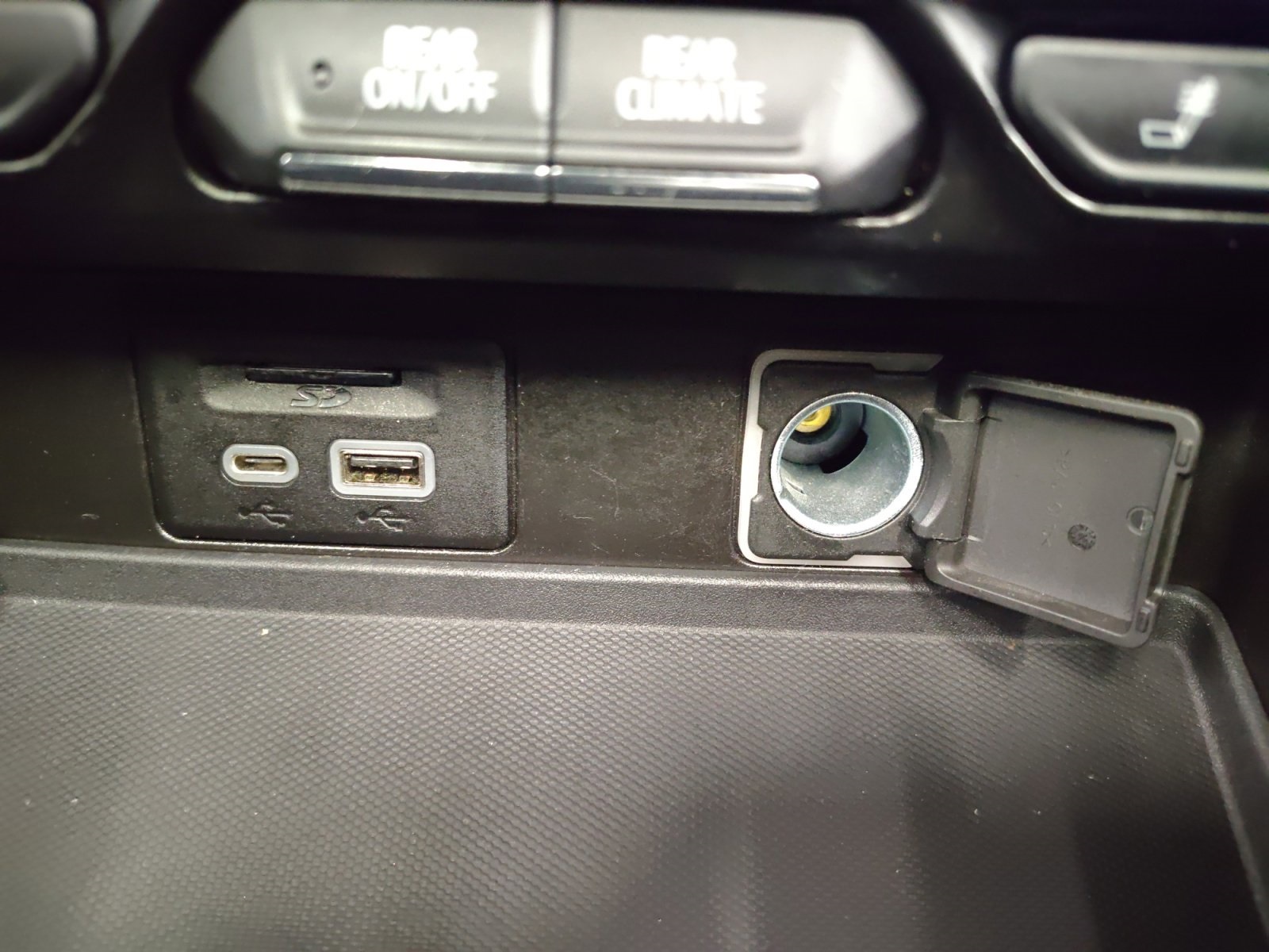 Used Car 2021 Chevrolet Suburban  Z71 For Sale Under $50,000 In San Antonio, Texas