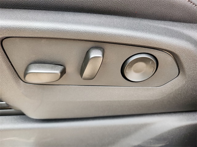 New Car 2025 Gmc Sierra 1500  Slt For Sale In Plainview, Texas