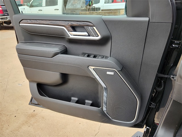 New Car 2025 Gmc Sierra 1500  Slt For Sale In Plainview, Texas