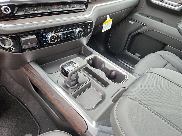 New Car 2025 Gmc Sierra 1500  Slt For Sale In Plainview, Texas