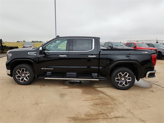 New Car 2025 Gmc Sierra 1500  Slt For Sale In Plainview, Texas