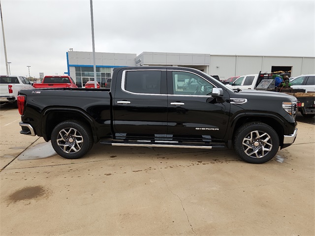 New Car 2025 Gmc Sierra 1500  Slt For Sale In Plainview, Texas