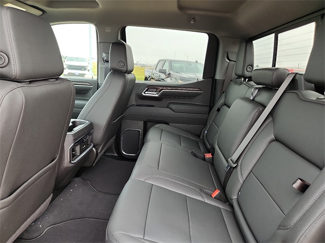New Car 2025 Gmc Sierra 1500  Slt For Sale In Plainview, Texas