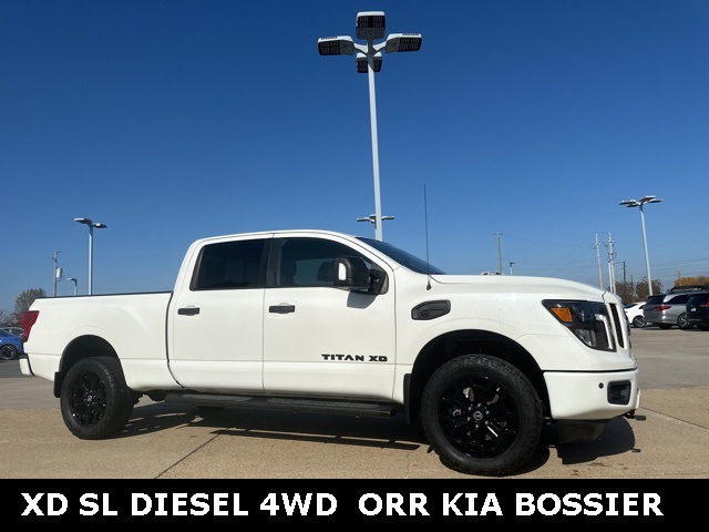 2018 Nissan Titan XD SL Crew Cab 4WD