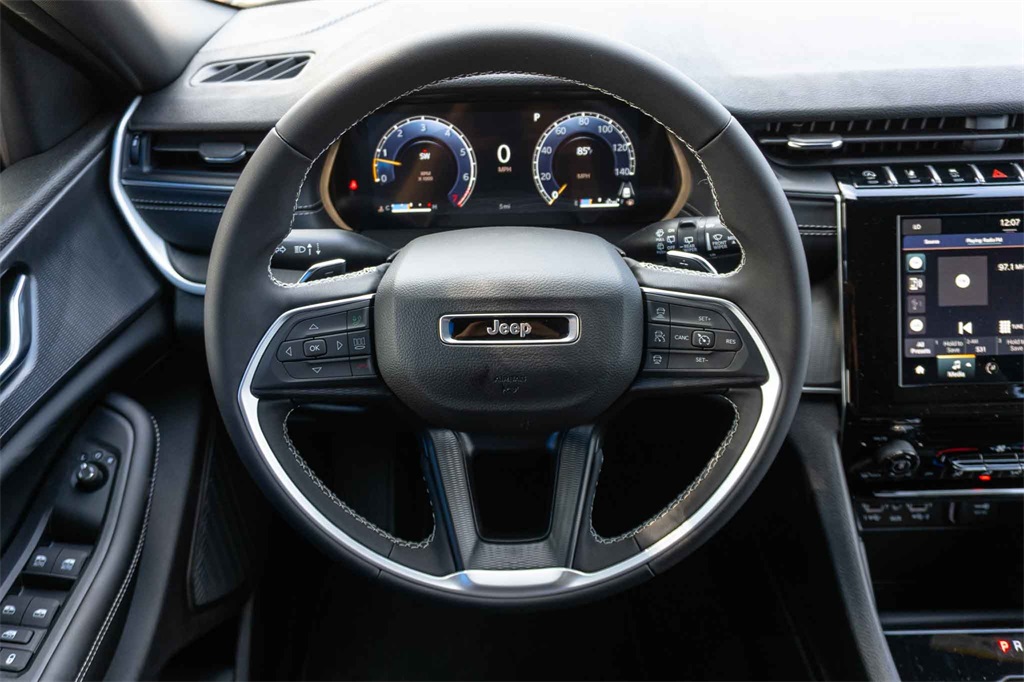 New Car 2025 Jeep Grand Cherokee L  Laredo For Sale Under $40,000 In San Marcos, Texas